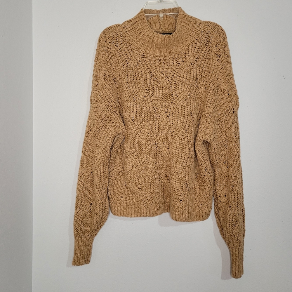American Eagle Chunky Cable Knit Cropped Length Tan/Camel Sweater. Size S